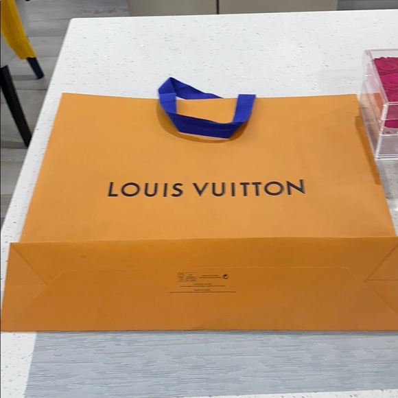 Large Louis Vuitton shopping bag - Picture 2 of 2